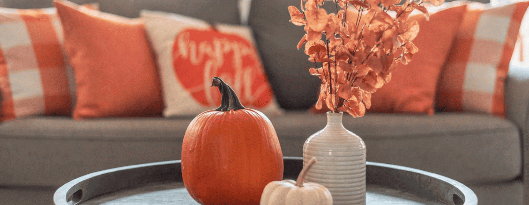 Fall Apartment Decor Ideas That Won't Take Up Too Much Space